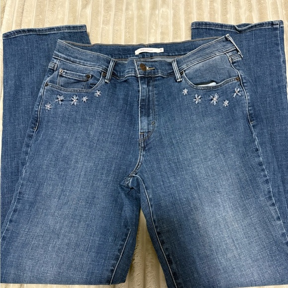 Blue Denim Women's Jeans - Picture 3 of 6